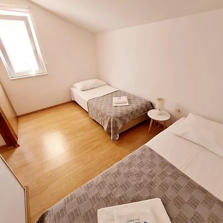 Mia Apartman *